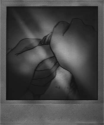 Des mains manipulant une corde